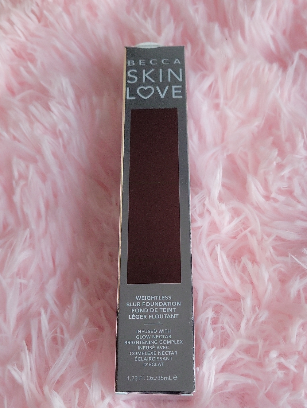 BECCA Skin Love Weightless Blur Foundation - Deep Burgundy Packaging